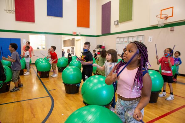 Hillis Introduces Cardio Drumming, Combining Music and PE